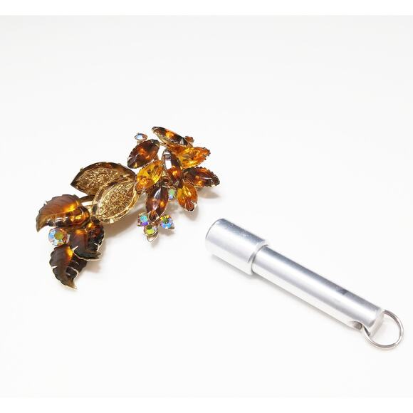 Vintage 1950s Art Glass Leaf Brooch, AB Rhinestones - Picture 7 of 10
